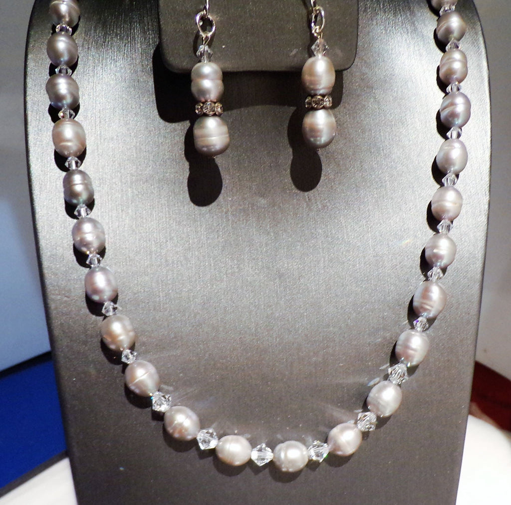 Silvery Grey Fresh Water Pearls and Sparkly Crystals. ADJUSTABLE